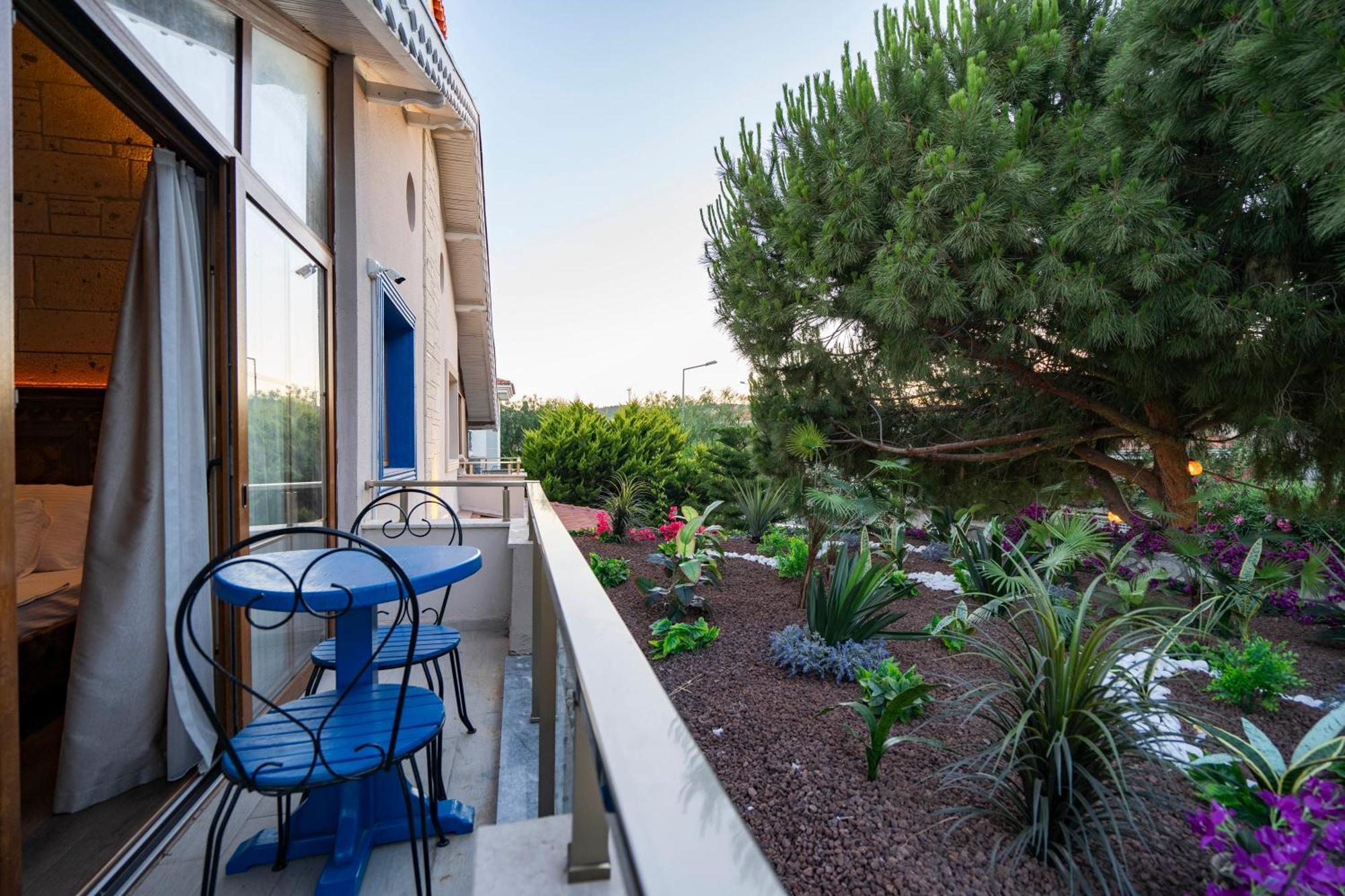 Lulu Inn Hotel Çeşme Εξωτερικό φωτογραφία